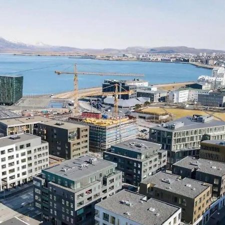 Private Lux 2Br & 2Ba City Center With Free Parking Reykjavík Dış mekan fotoğraf